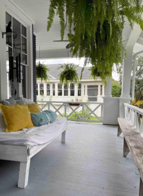 Artsy New Orleans rental with great porch